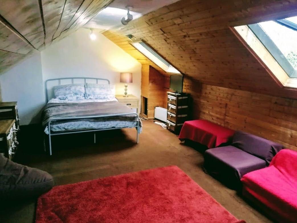 Ferienwohnung Cozy Loft In Bushey, 20 Mins By Train To Euston London Exterior foto