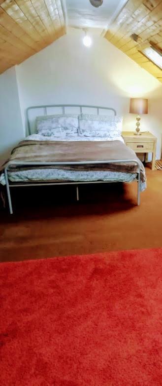 Ferienwohnung Cozy Loft In Bushey, 20 Mins By Train To Euston London Exterior foto